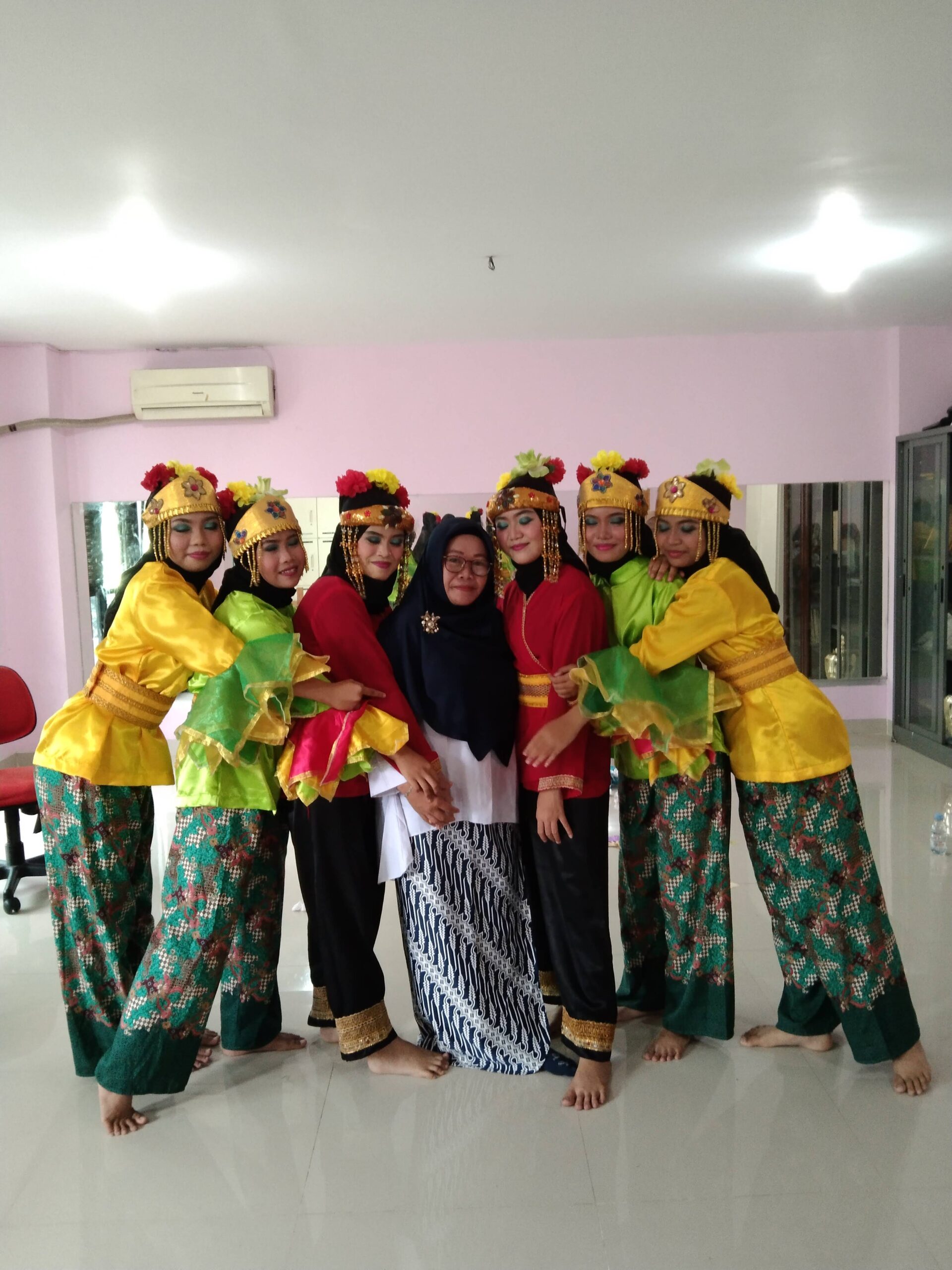 Tari