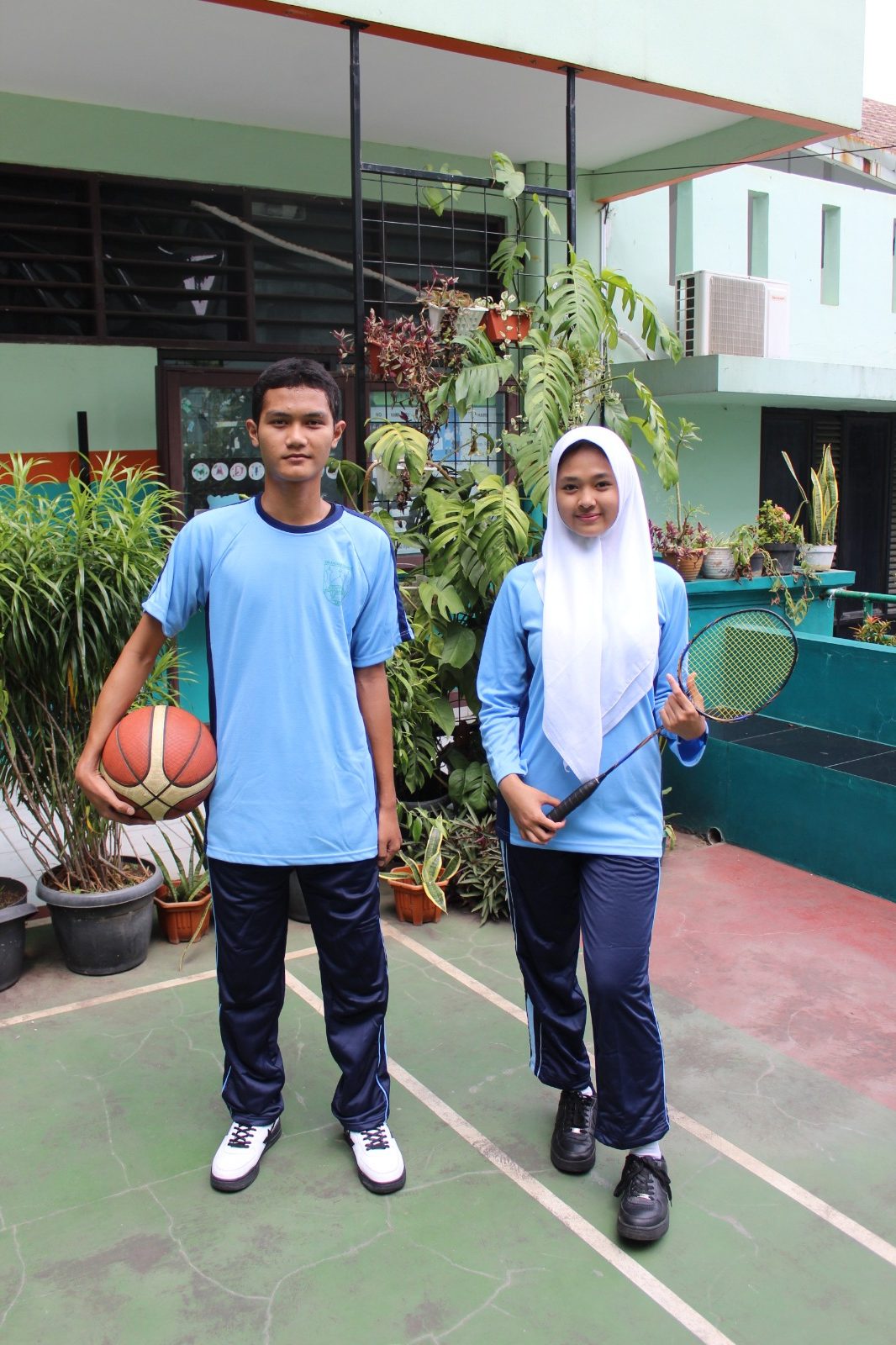 Seragam Sekolah
