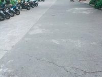 Parkiran Luas dan Gratis